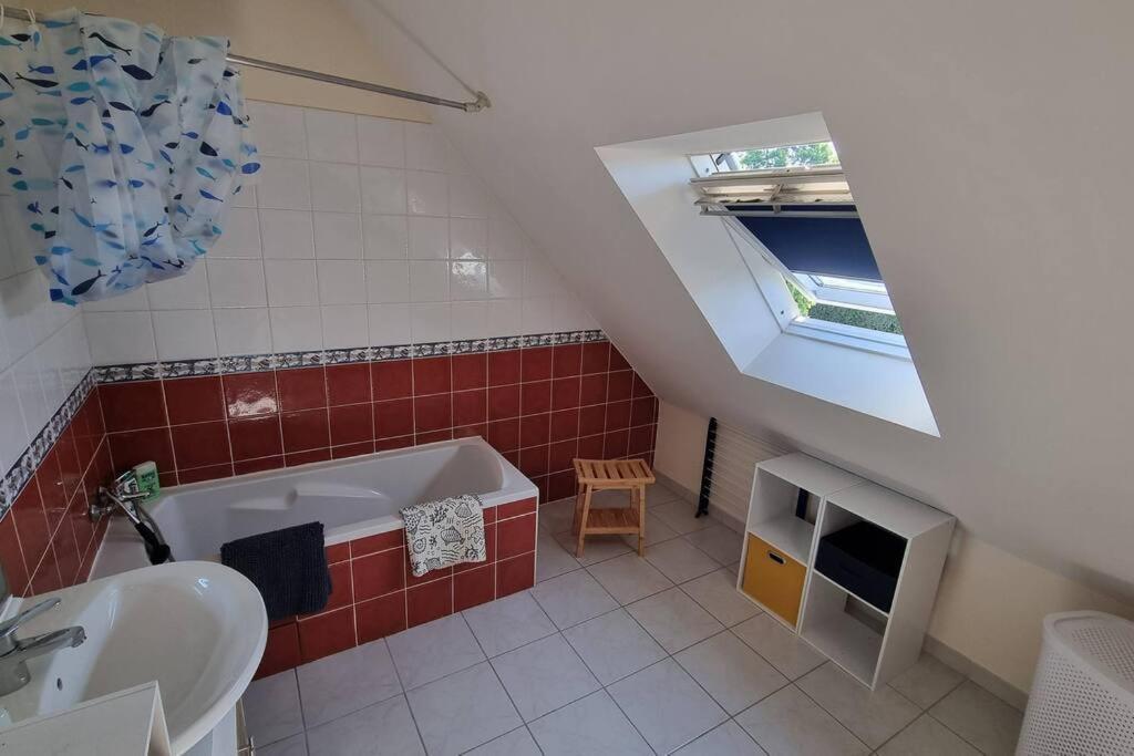 Maison De Famille Situee A Saint-Molf. Kültér fotó