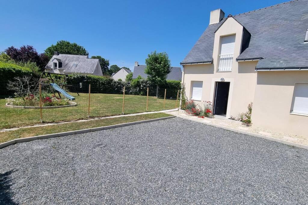 Maison De Famille Situee A Saint-Molf. Kültér fotó
