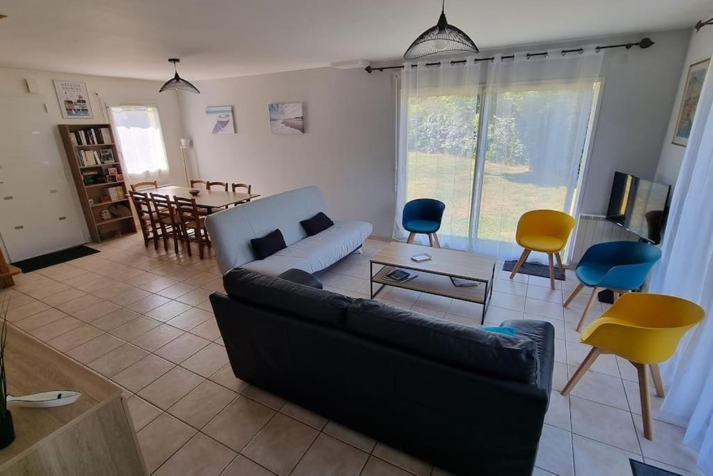 Maison De Famille Situee A Saint-Molf. Kültér fotó