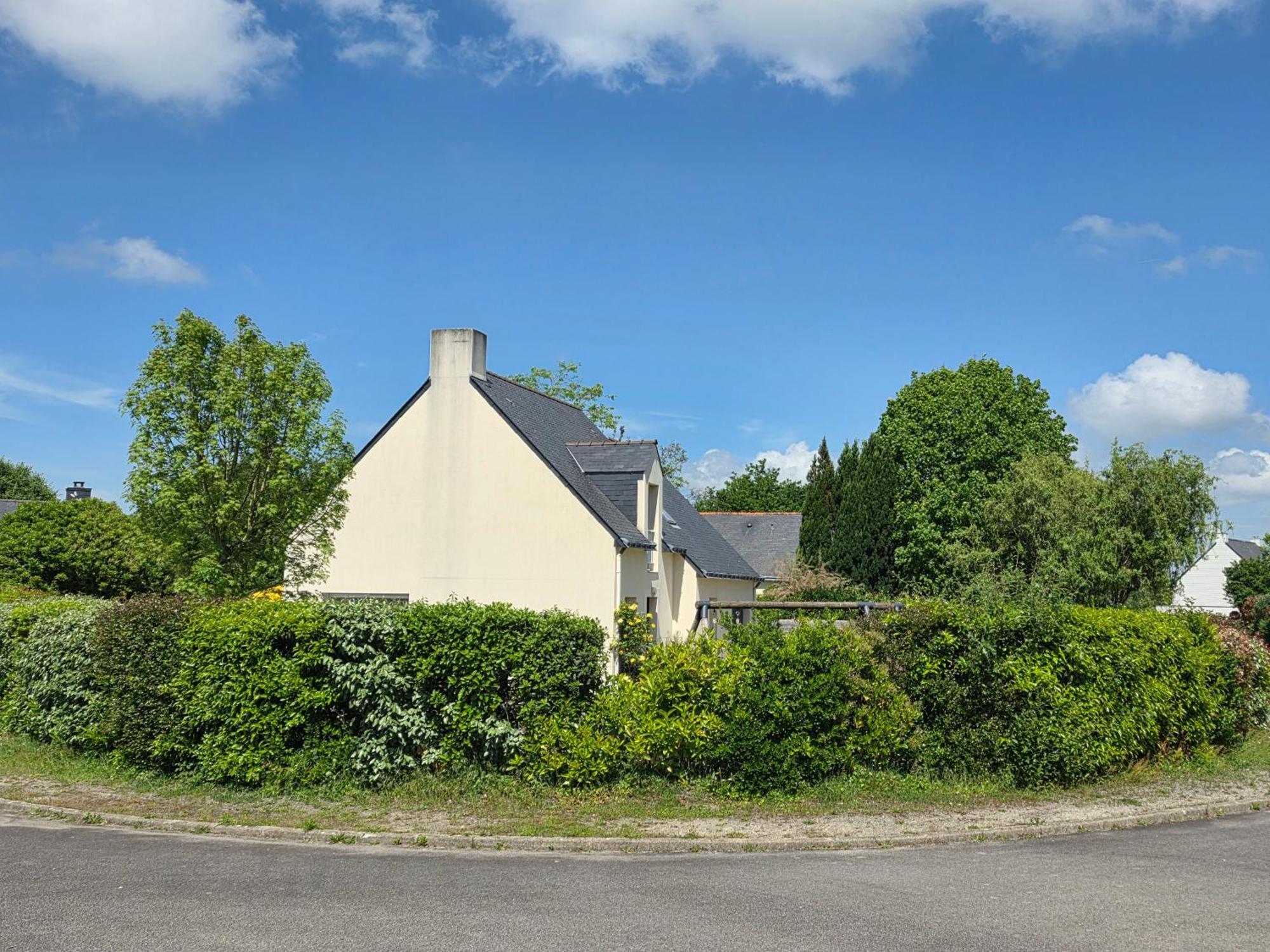 Maison De Famille Situee A Saint-Molf. Kültér fotó